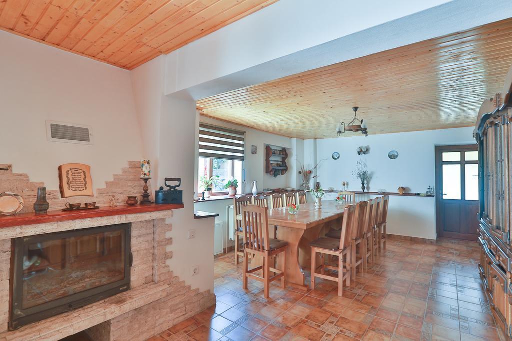 Pensiunea Casa Canda Salasu de Sus Exteriör bild